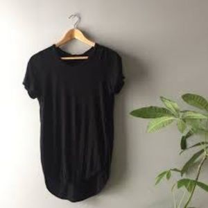 Wilfred Capucine Black T-Shirt